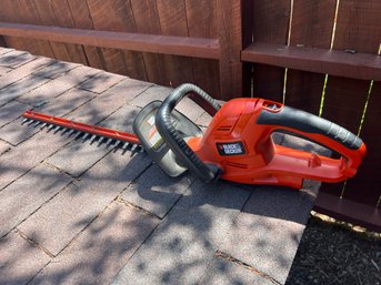 Black & Decker Electric Hedge Trimmer (corded)