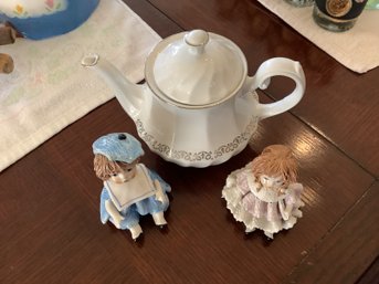 Staffordshire Teapot & 2 Italian Figurines