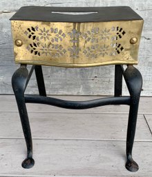 008 Antique Brass & Iron Footman Fireplace Stool Trivet