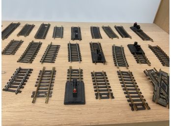 43 Count Of HO Model Train Track