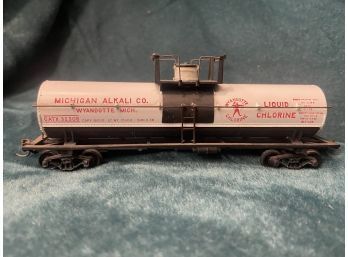 Michigan Alkali Co. Liquid Chlorine Tank Car Model HO