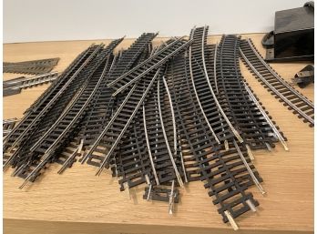 30 Pieces Of HO Track With Operator Switch