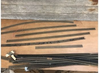(25) Pieces Of HO Scale Rail Road Track