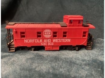 Norfolk& Western Train Car Model HO