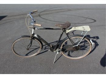 Vintage Raleigh 3 Speed Bicycle With Leather Seat