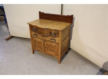 Beautiful Solid Oak Sideboard Washstand 2 Drawers 2 Cabinets All Dovetail 29' X 18' X 34'