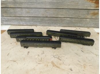 7 Santa Fe Model Toy Train Cars, One With Missing Wheel