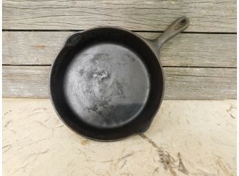 Unmarked No. 8 Cast Iron 10.5 Diameter 2' Tall, Lays Flat As A Pancake