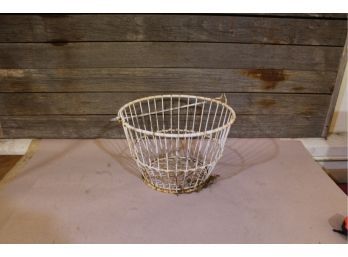 Iron Wire Basket 14' X 10'