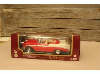 Road Legends 1956 Chevy Bel Air 1:18 Scale Diecast Model Toy Car