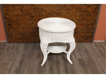 Wicker End Table Plant Stand 22' Tall, 20' Diameter