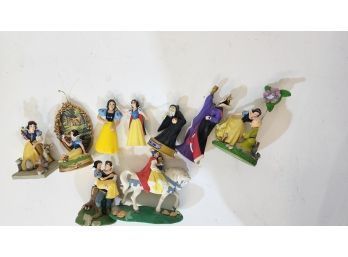 9 Plastic Disney Snow White Figures