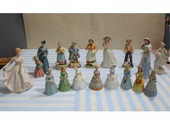 18 Porcelain Figurines, 8 Of Which Are Bells