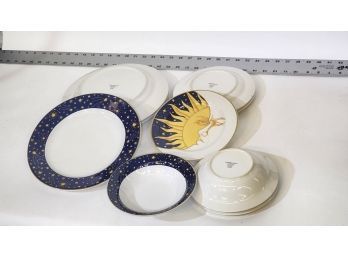 Sun Moon And Stars Tableware Set: 4 Dinner Plates 10 3/4', 4 Salad Plates 7 3/4', 4 Bowls 7 12' 4 Mugs