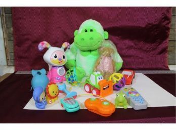 Lot Of Miscellaneous Baby Toys And Stuffed Animals See Pictures For Details