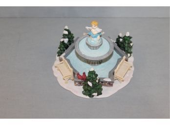 Victorian Village Collectibles Old Towne Fountain 2002 Edition