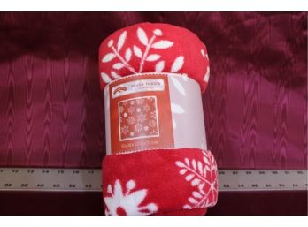 1 Christmas Throw Fleece New In Package