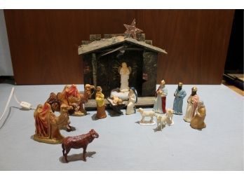Nativity Scene With 18 Pieces Vintage