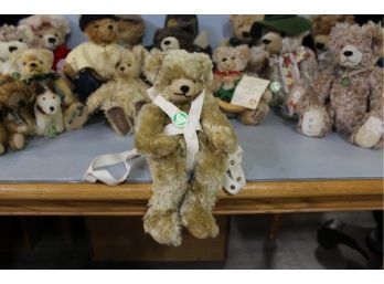 Hermann Bear Lot 17 Pieces, Most Are Poseable, Some Are Windup, Some Are Growlers, 1 With Stand, 1 With Purse