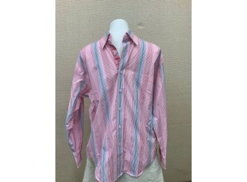 Men's Dress Shirt Bugatchi Size Medium No Stains Rips Or Discoloration