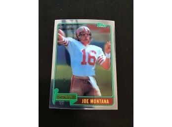 Topps Chrome JOE MONTANA San Francisco 49ers Rookie Reprint Football Card