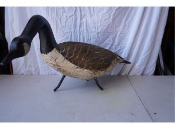 LARGE WOOD STANDING DUCK DECORATION
