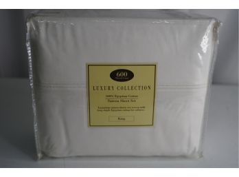 NEW LUXURY COLLECTION SATEEN SHEET SET, SIZE KING, RETAIL $199