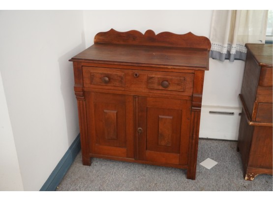 ANTIQUE WOOD CABINET WITH ONE DRAWER