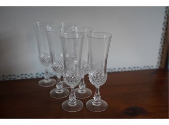 LOT OF 6 CRYSTAL FLUTES, 8IN HEIGHT