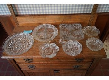 LOT OF 7 GLASS PLATES