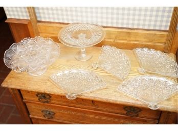 LARGE LOT OF GLASS DECORATION