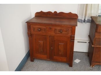 ANTIQUE WOOD CABINET WITH ONE DRAWER