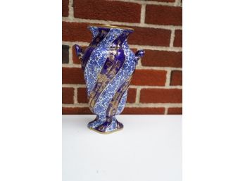 BLUE AND GOLD COLOR PORCELAIN VASE, 11IN HEIGHT