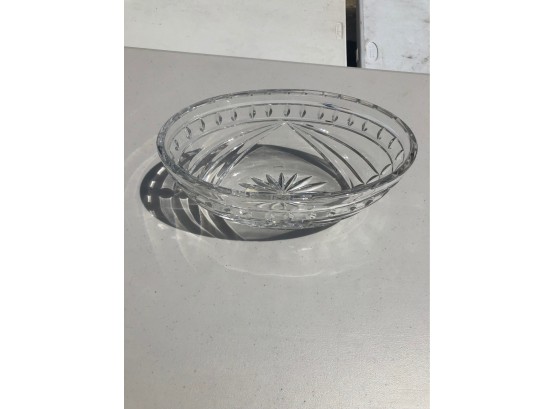 GLASS BOWL, 10X6 INCHES
