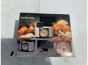 FOOD SCALE OLD NEW STOCK IN BOX