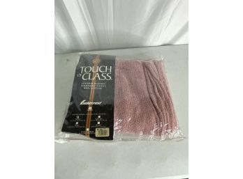 TOUCH OF CLASS TWIN SIZED BLANKET