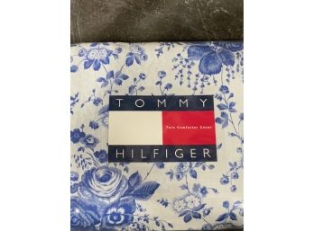 NEW TOMMY HILFIGER TWIN COMFORTER COVER