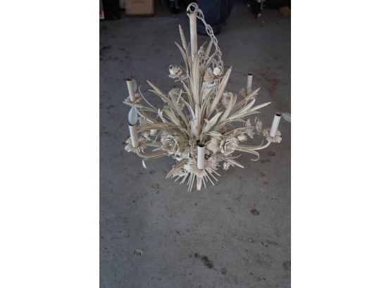 WHITE PAINTED METAL HANGING CHANDELIER, 24IN HEIGHT