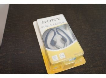 BRAND NEW SEALED SONY STABLE EAR CLIP