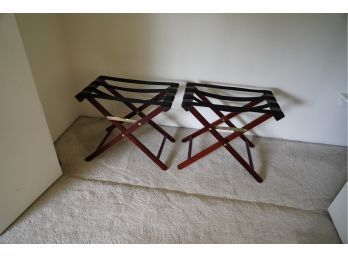 PAIR OF LUGGAGE STANDS