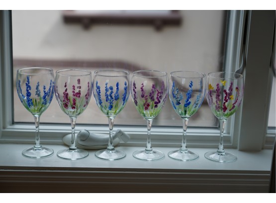 LOT OF 6 HAND PAINTED WINE GLASSE, 7.5IN HIGHT