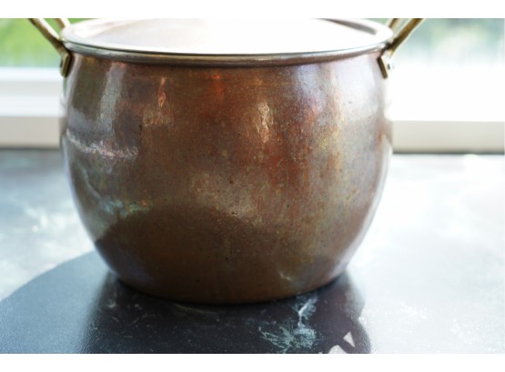 COPPER METAL POT WITH LID, 10X14 INCHES