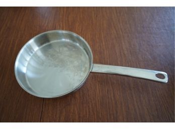 BSW MADE IN GERMANY POT, 8IN LENGTH