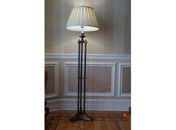 CONTEMPORARY STYLE FLOOR STANDING 3 RODS METAL LAMP,  60IN HEIGHT