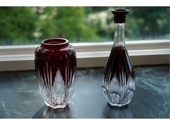 LOT OF RED GLASS DECANTER AND VASE