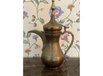 ANTIQUE BRASS TEA KETTLE WITH DESIGN, IMPORTED FROM INDIA