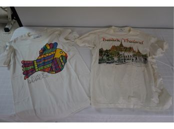 VINTAGE ECUADOR AND THAILAND T-SHIRTS, CHECK PHOTOS FOR STANS!! SIZE L