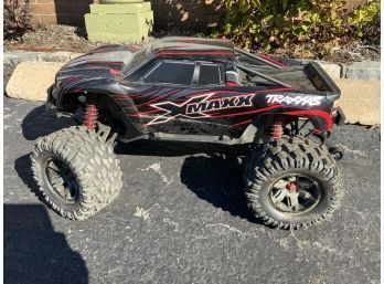 MAXX MONSTER TRUCK WITH ACCESSORIES!!