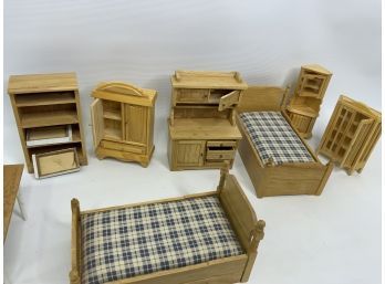 LOT OF DOLLHOUSE WOODEN FURNITURES