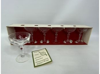 LOT OF 6 CRISTAL GLASS CUP WITH BOX